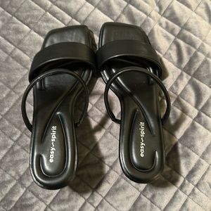 Easy Spirit Black Sandals